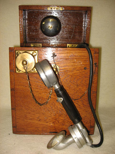 DiverTelephone-SiebeGormanCo_003